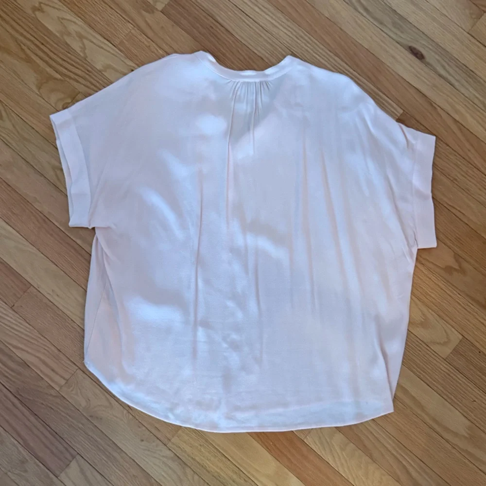 J. Crew Point Sur Light Pink Women's Relaxed Short-Sleeve Button Down Top